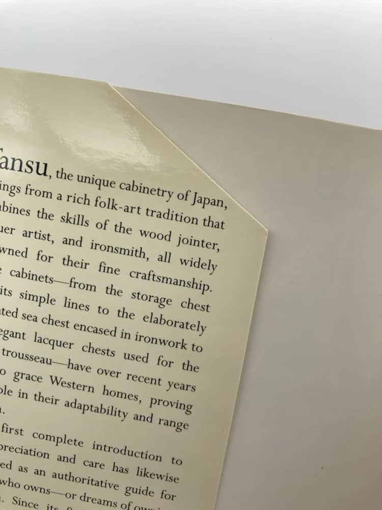 Tansu: Traditional Japanese Cabinetry: Heineken, Ty